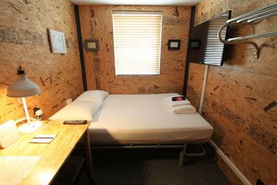 Bed in crate room